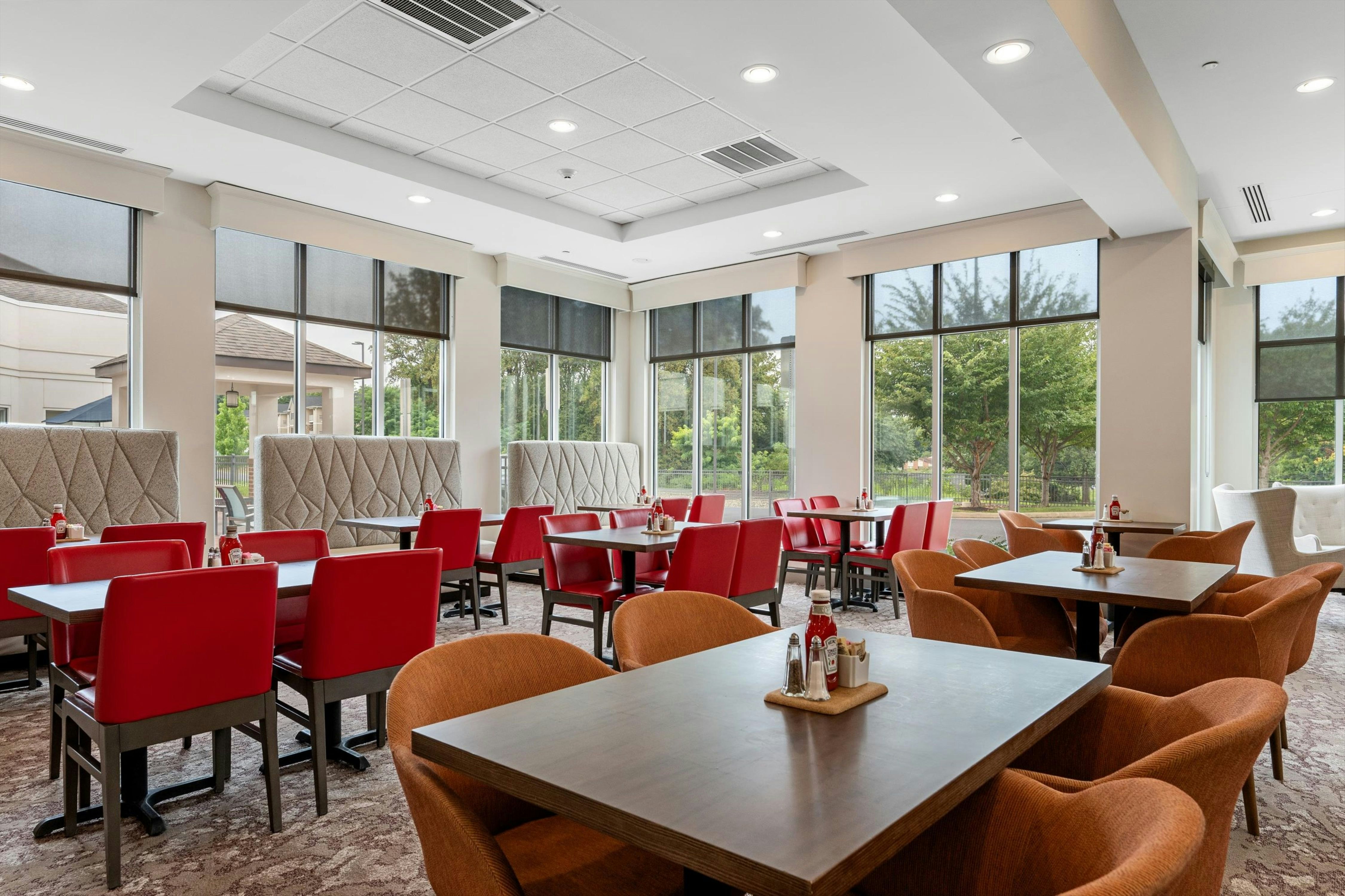 HILTON GARDEN INN MARTINSBURG 36/67