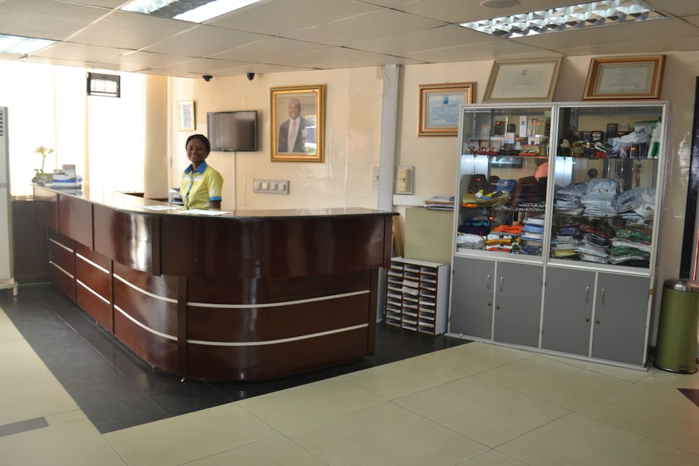 Hotel La Falaise Bonanjo 5/42