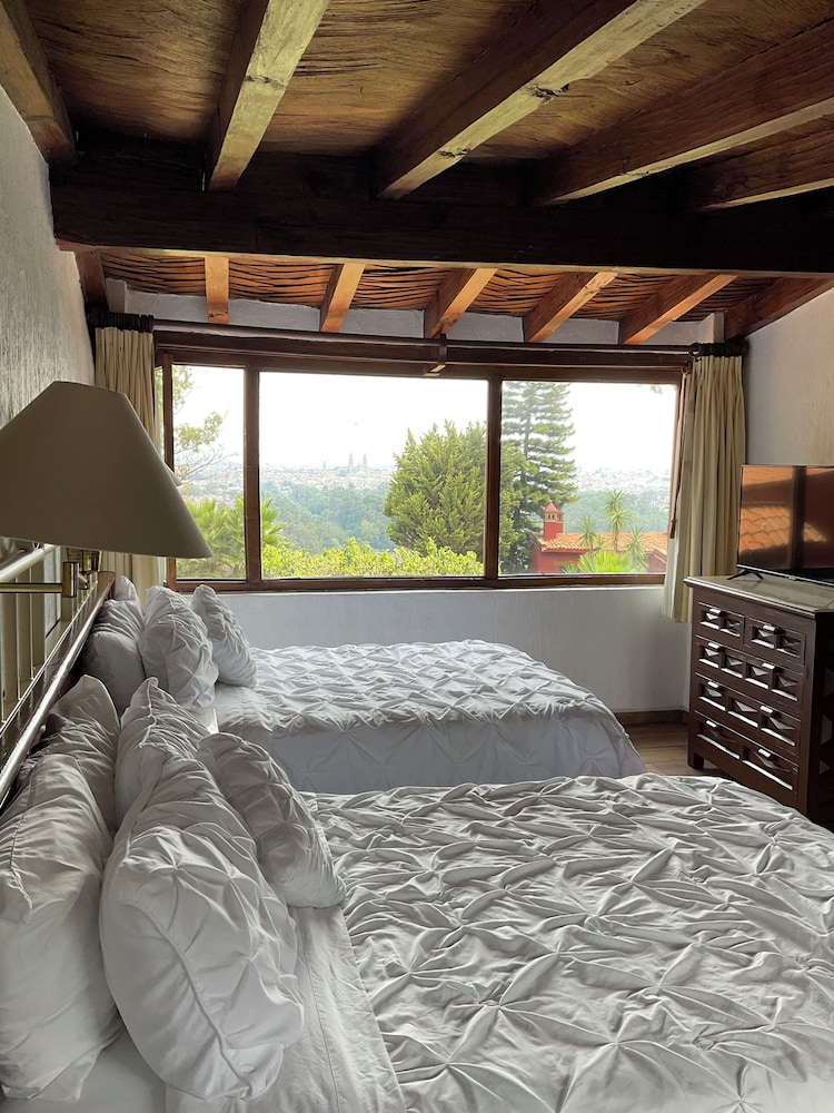 Villa San Jose Hotel And Suites 22/50