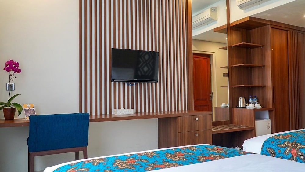 Lombok Vaganza Hotel & Convention 24/38