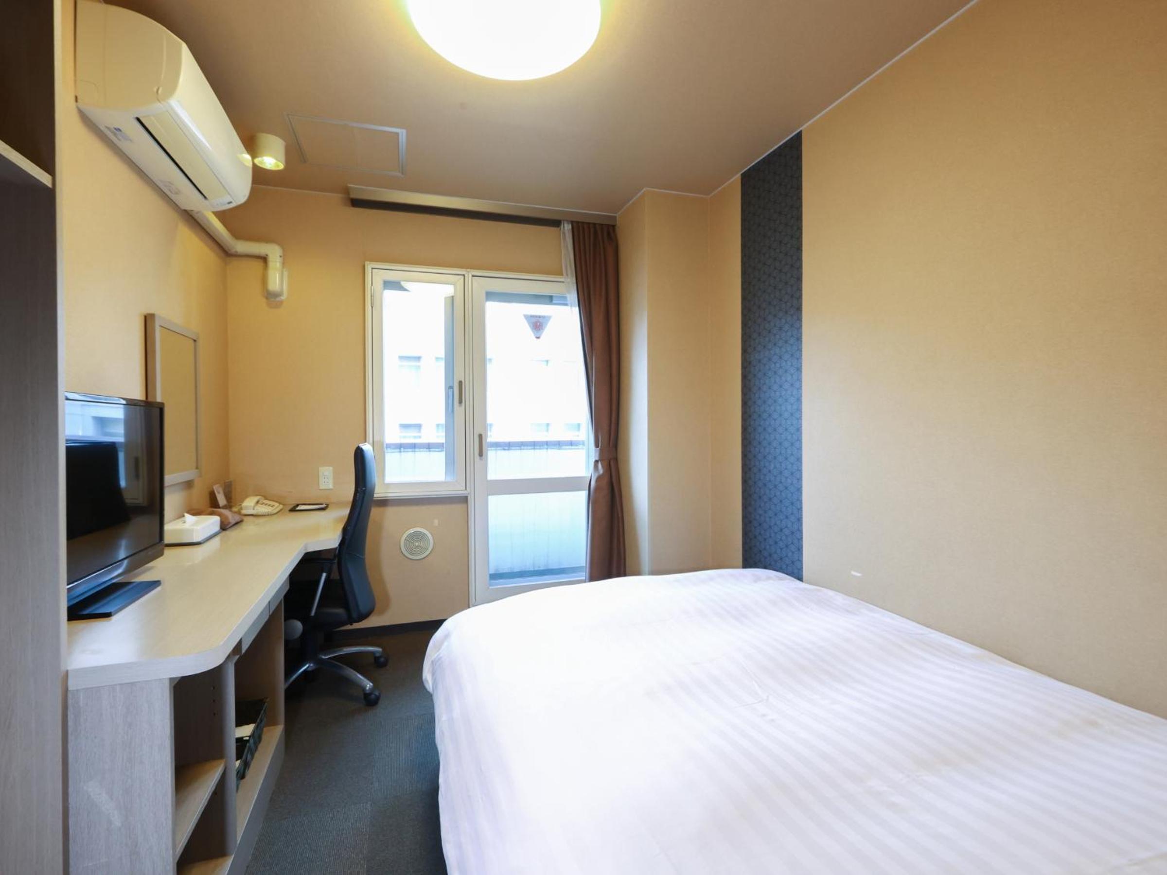 Room, Double Bed, Station Side