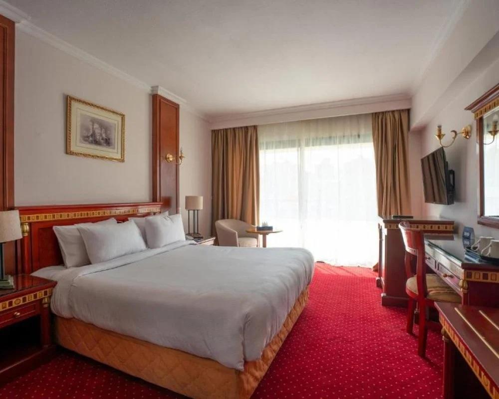 Azal Suite