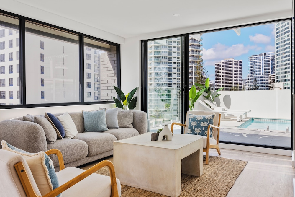 The Shores Surfers Paradise Apartments 24/50