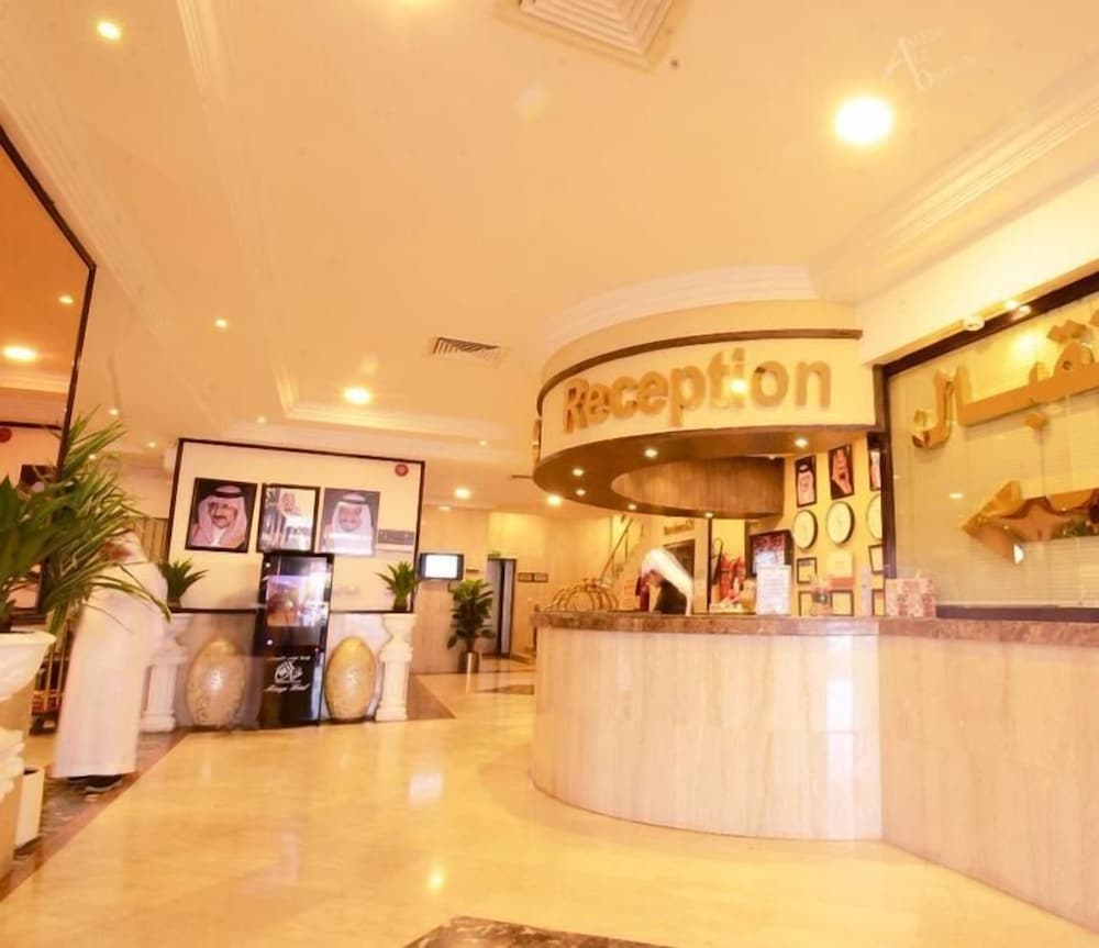 Lobby at Qasr Al Sahab, KHAMIS MUSHAYT