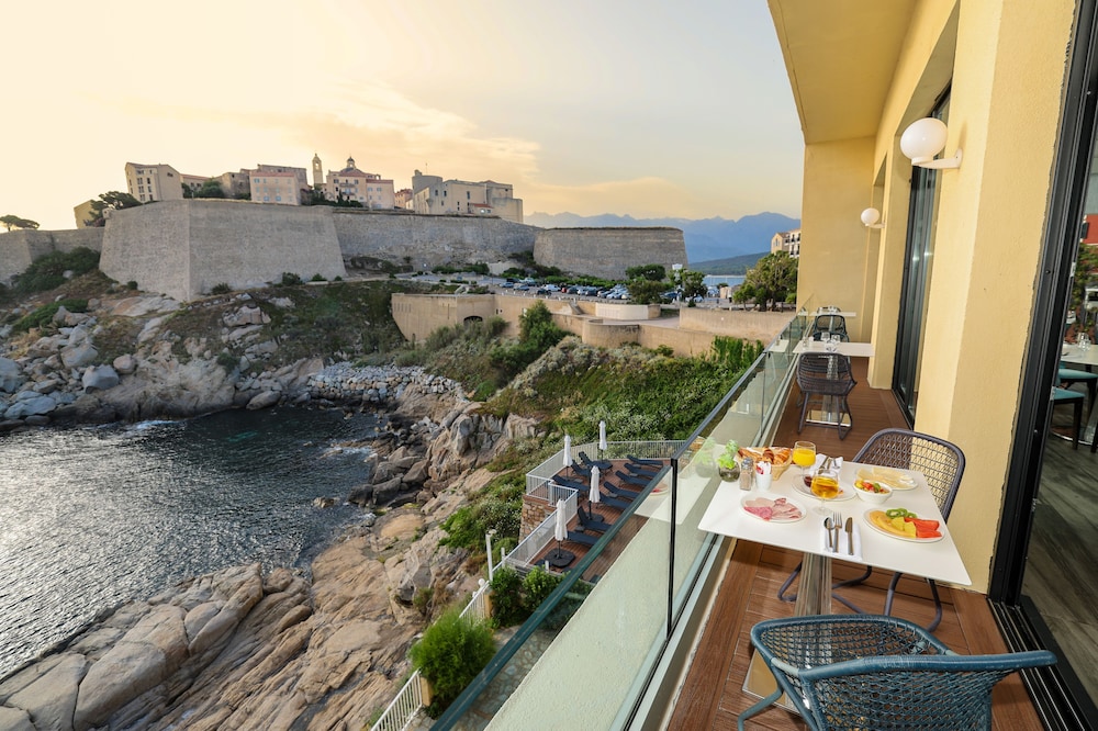 Hotel Saint Christophe Calvi (ex Saint Christophe Corsica) 25/55