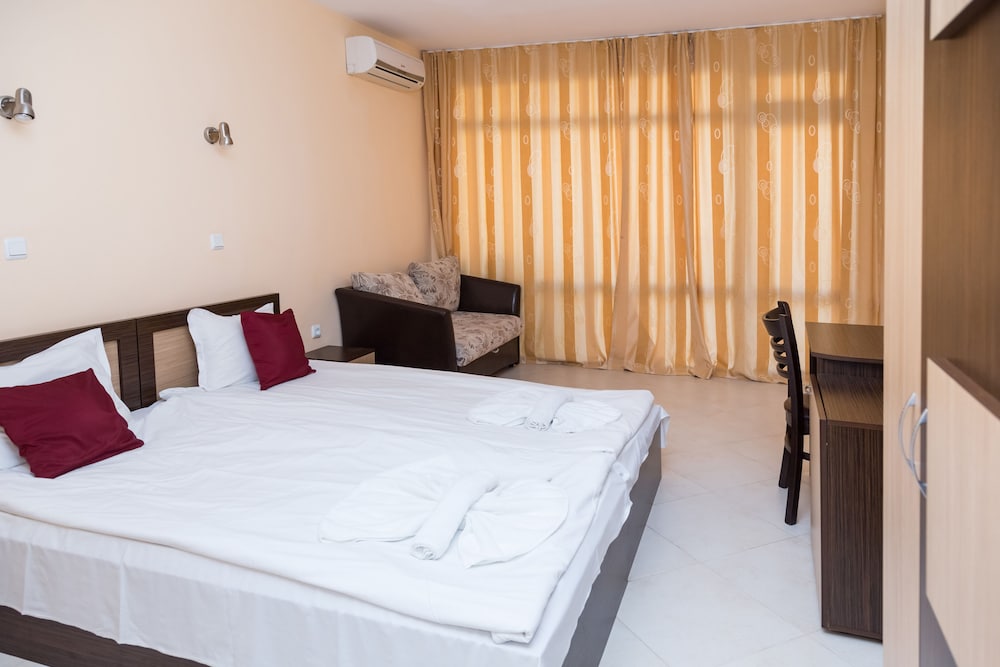 Saint Valentine Hotel 17/43