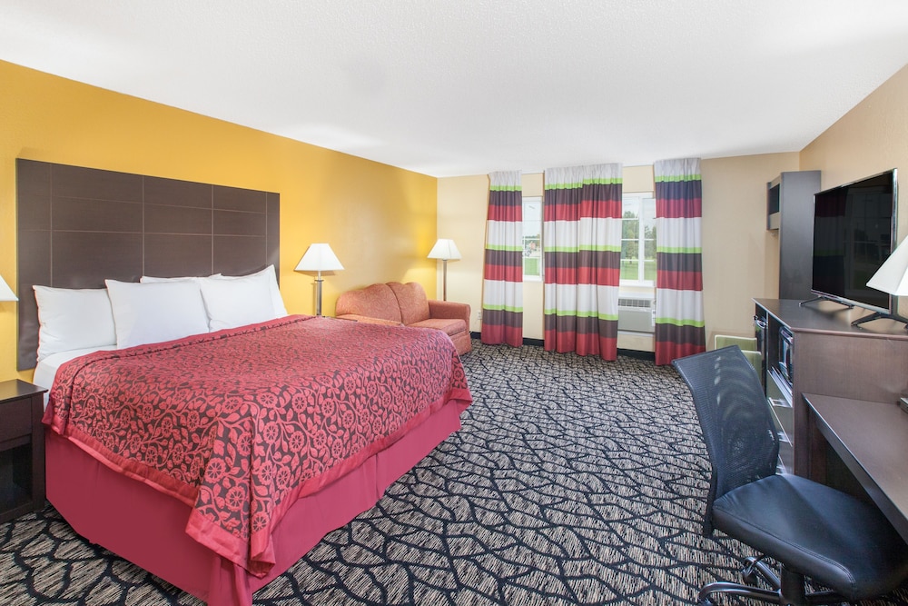 Days Inn by Wyndham Miami 21/27