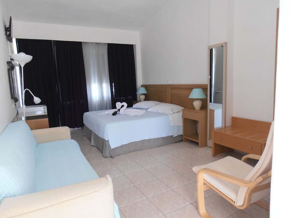 HOTEL MARILIZA BEACH 8/28