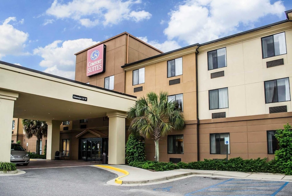 Comfort Suites Mobile West Tillmans Corner 35/40