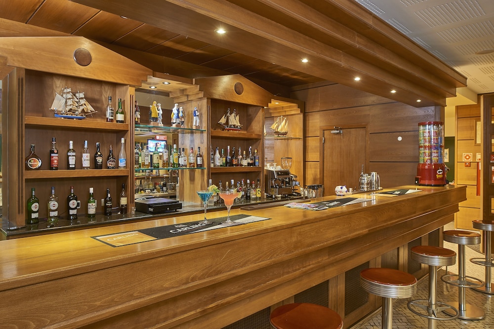 Oceanus Aparthotel 50/63
