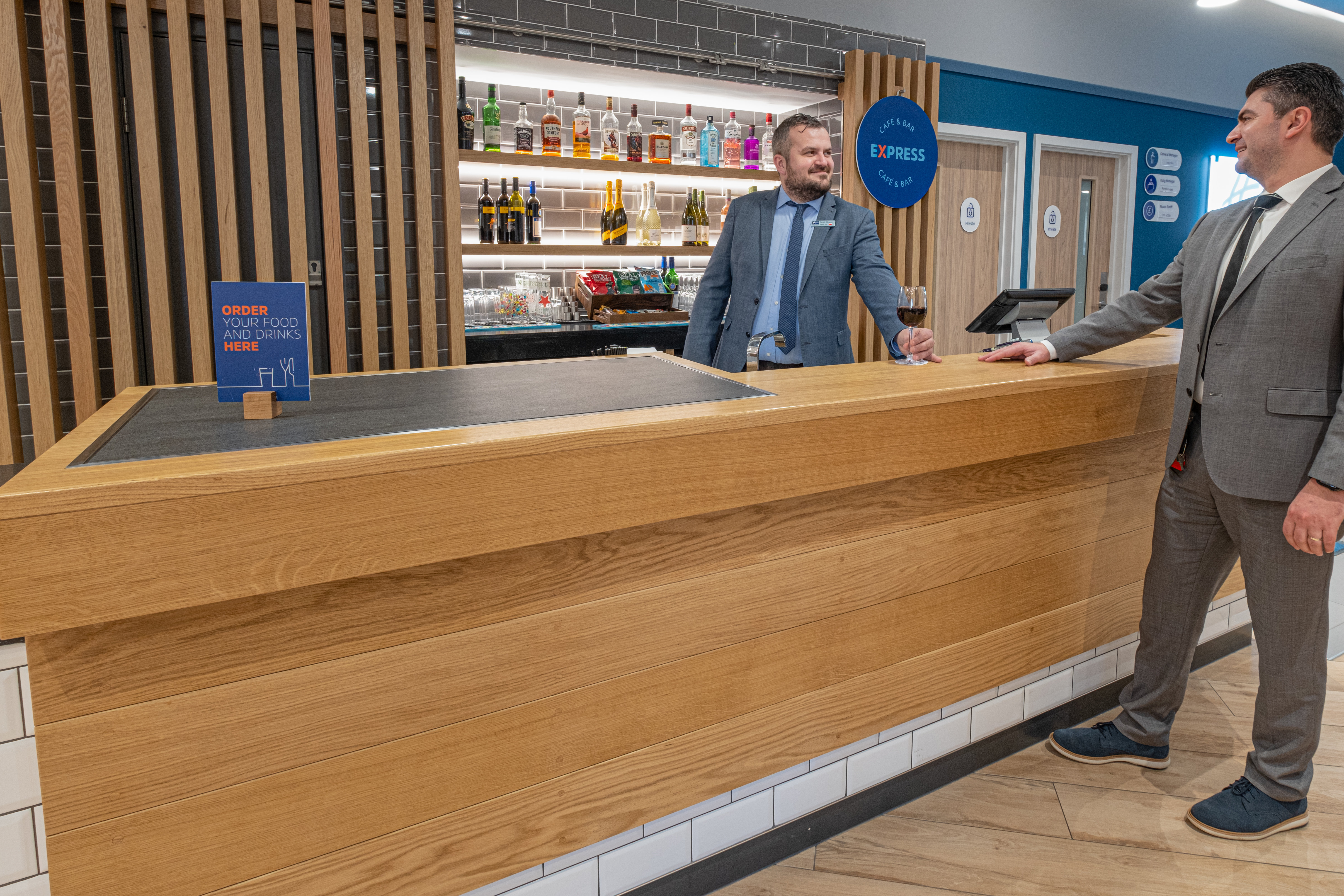 Holiday Inn Express Fleet, an IHG Hotel 5/28