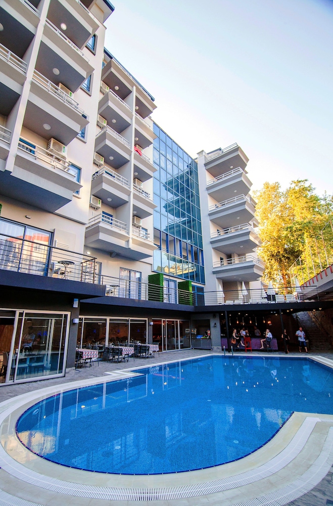Ramira City Hotel 16 Adult Hotel 2/50