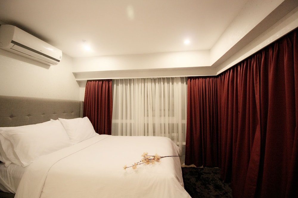 Maxstays - Max Style @ Fort Victoria 17/45