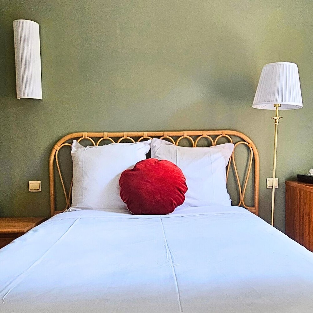 Hipotel Hostellerie Du Lys 17/49