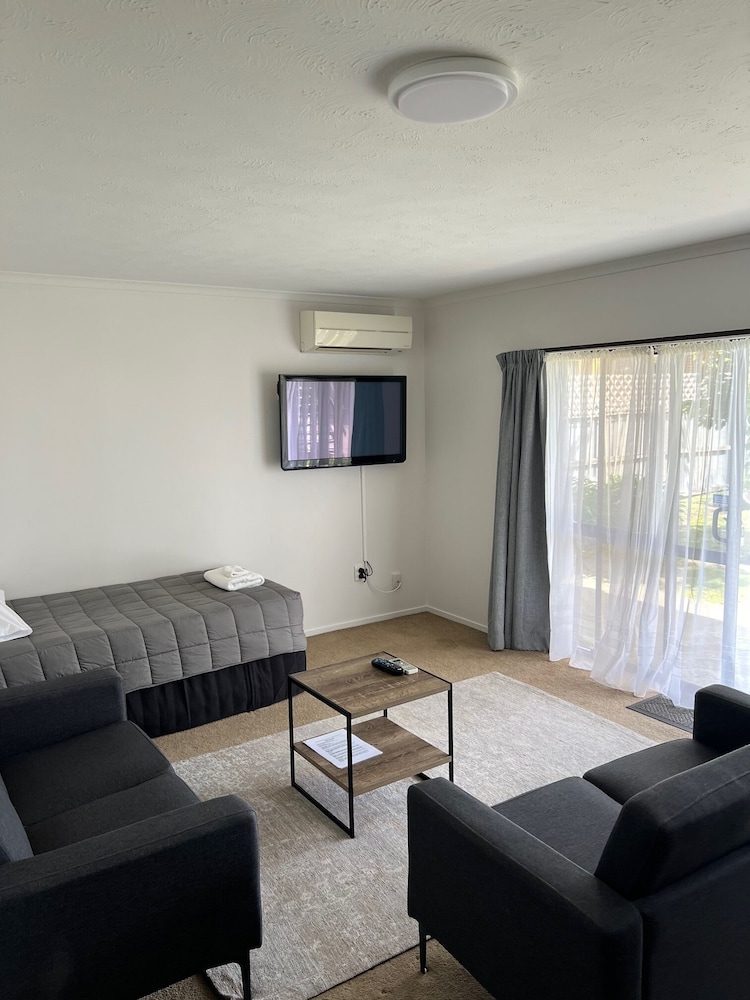Garden City Motel 18/50