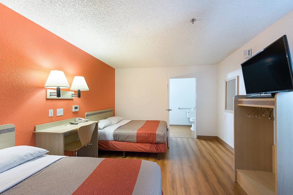 Motel6 Sparks, NV - Airport - Sparks 26/52