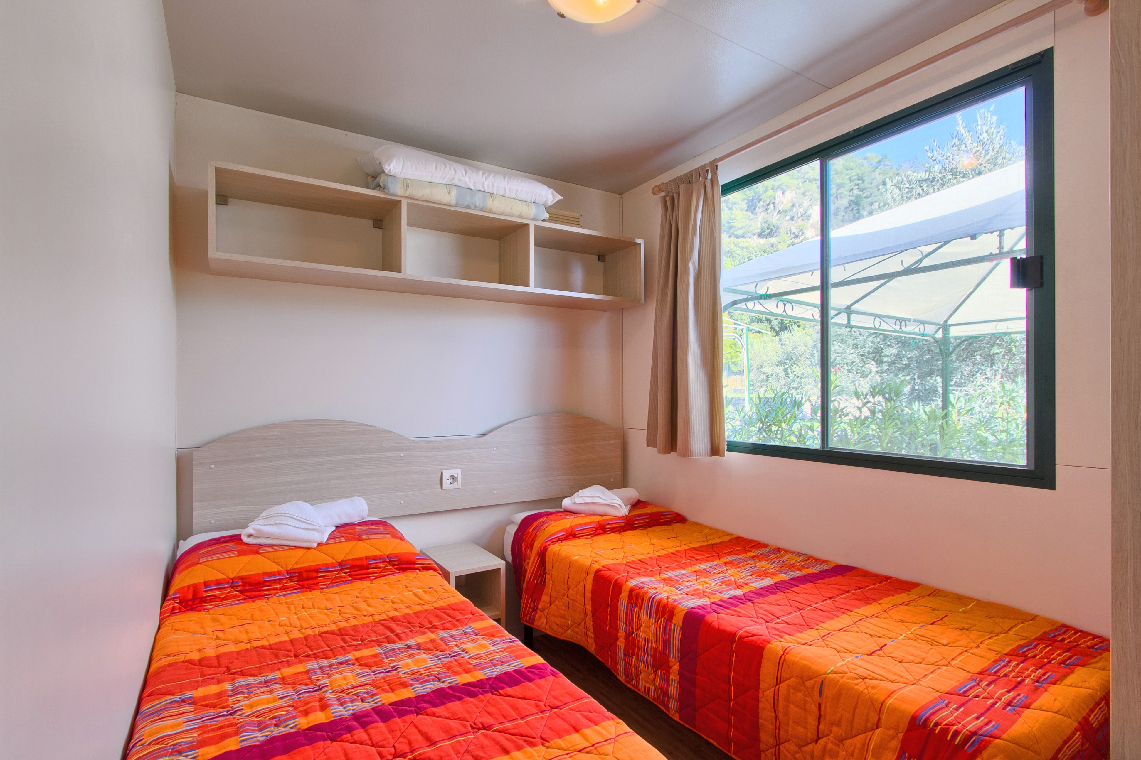 Camping Oliva 8/56