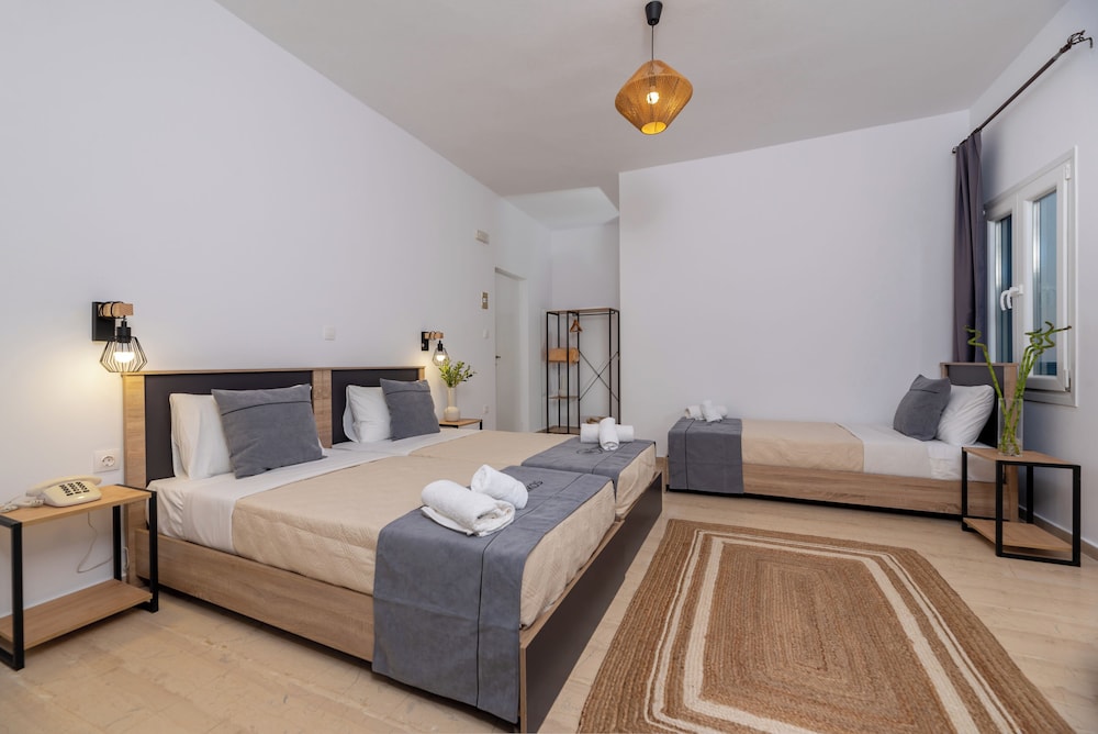 Nikos Hotel 19/46