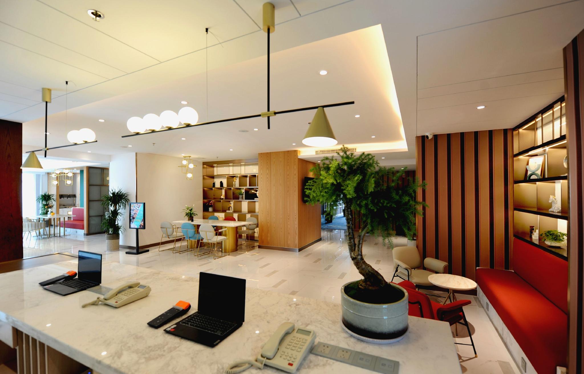 Magnotel Classic (Jiaozuo Yuandai Times Shopping Center) 13/43