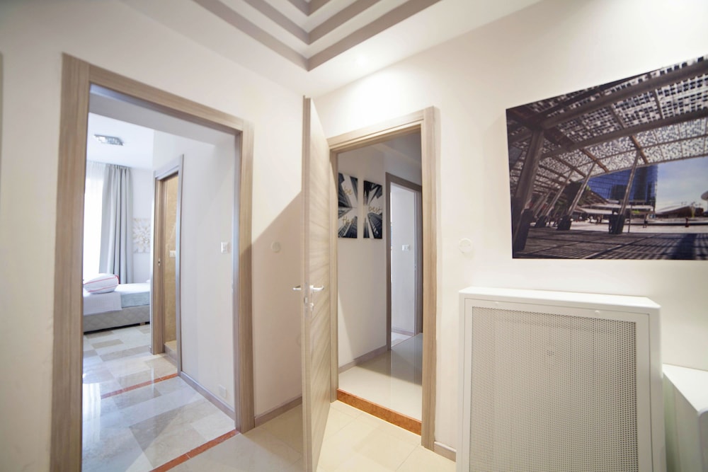 Cadorna House 27/50