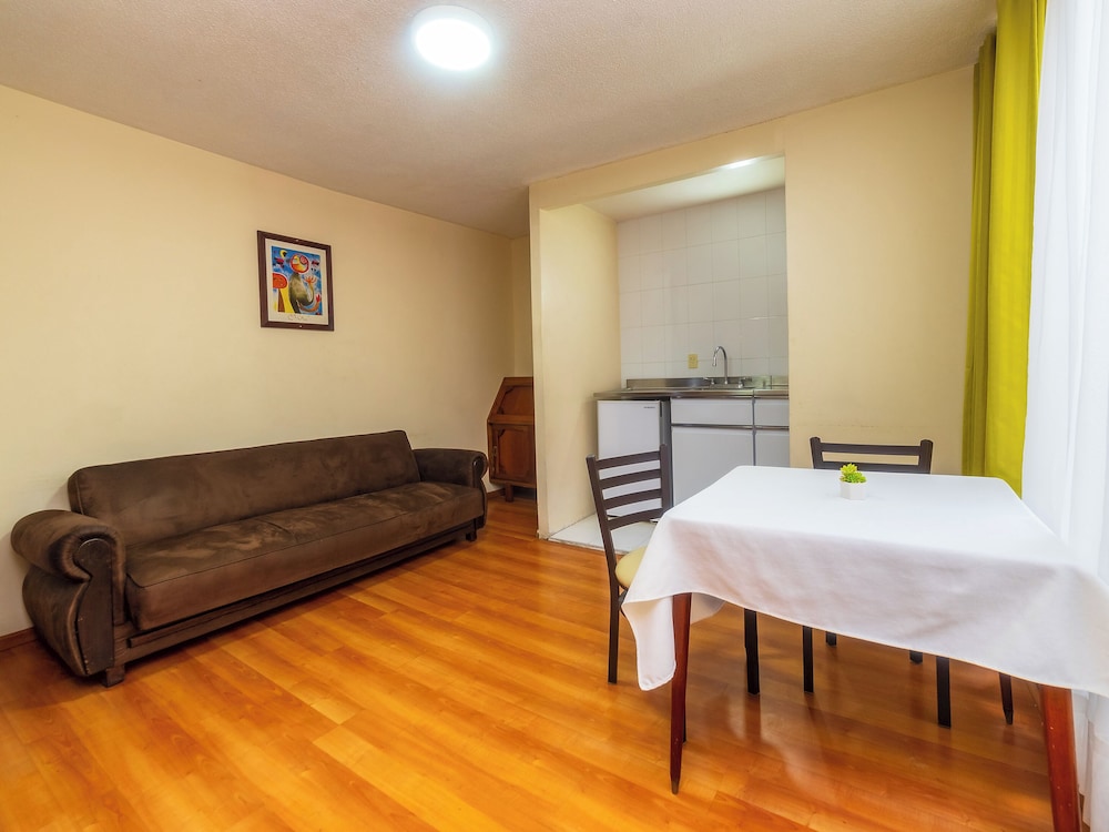 Capital O Hotel Suites Marne, Mexico City 23/36