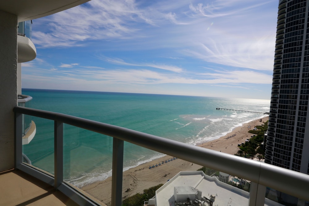 Sole Miami A Noble House Resort 5/67