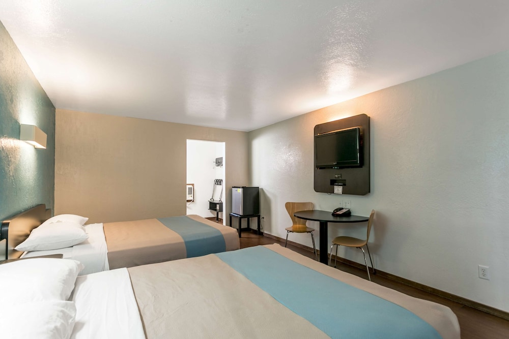 Motel6 Missoula MT - University 15/60
