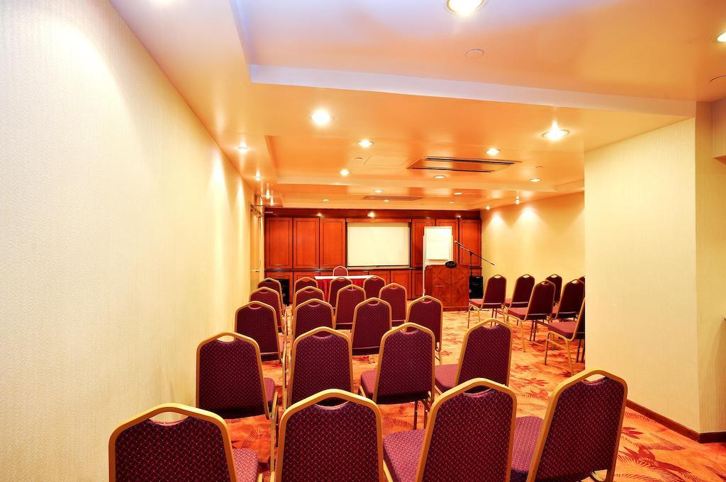 Oxford Hotel 19/23