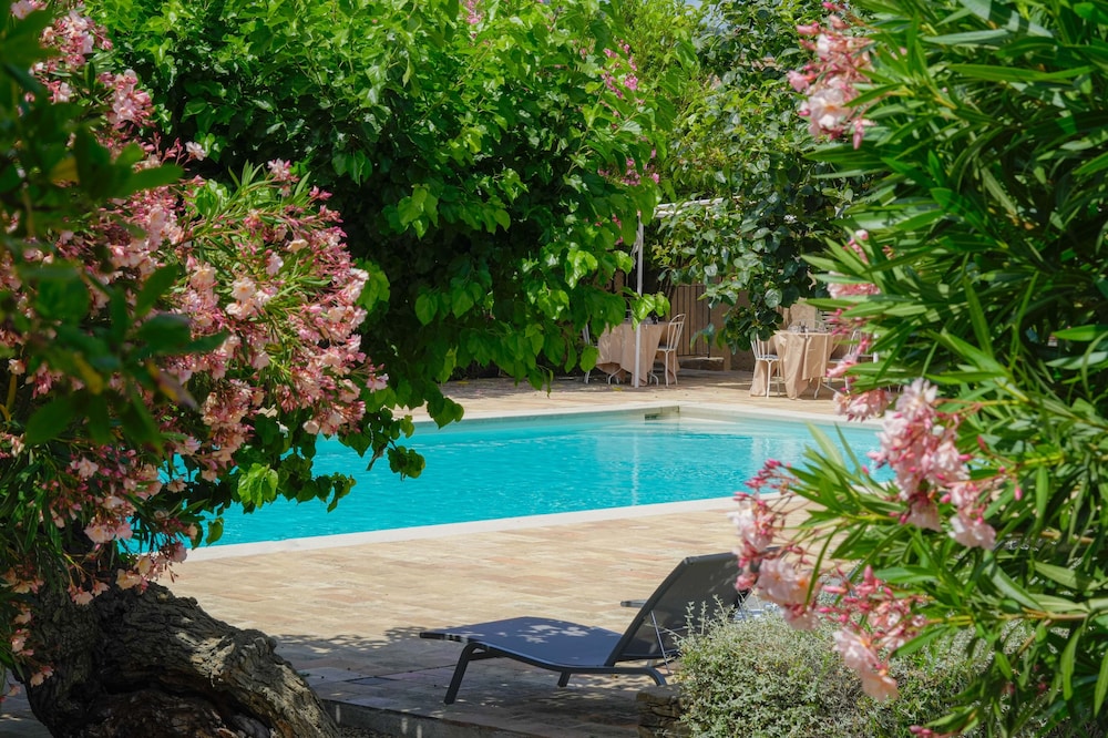 Hotel La Figuiere 37/47