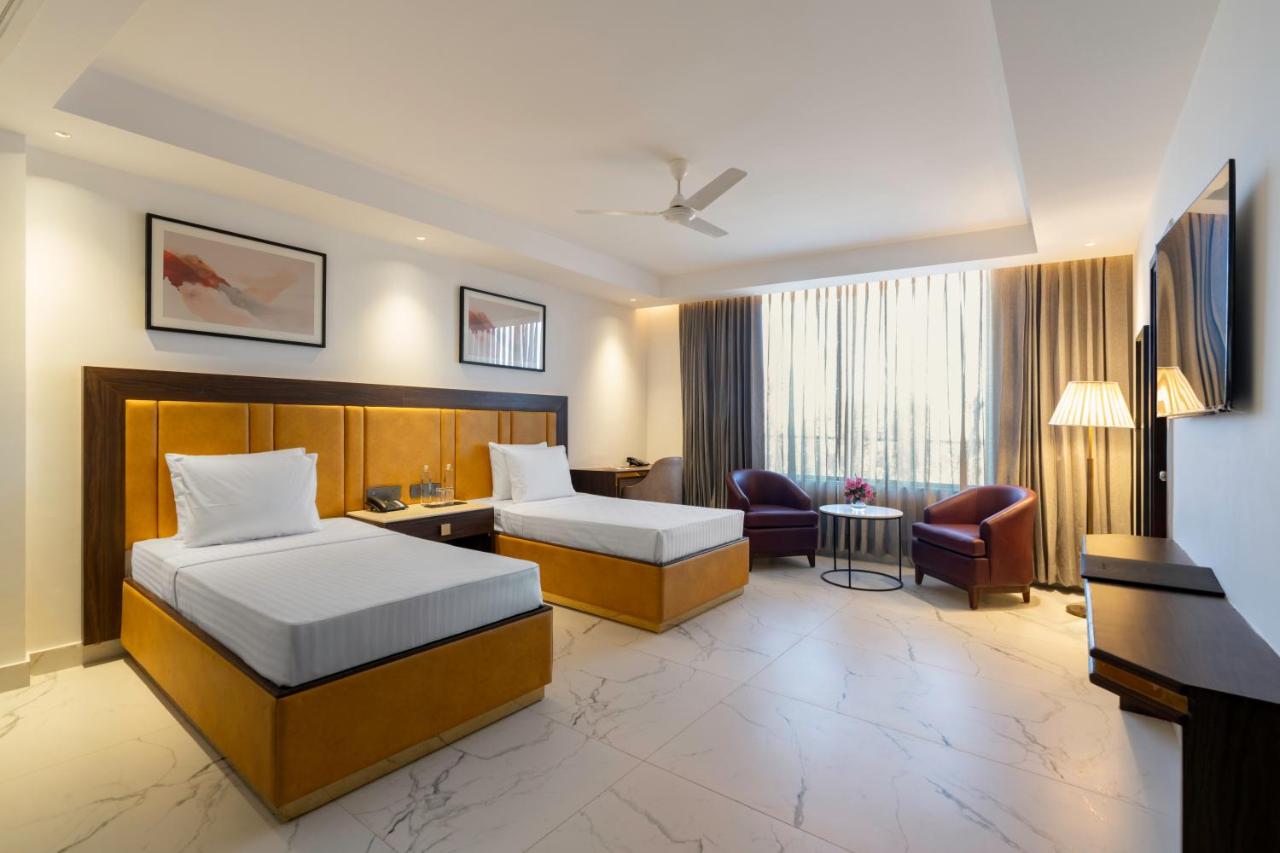 Clarks Inn Dehradun 13/28