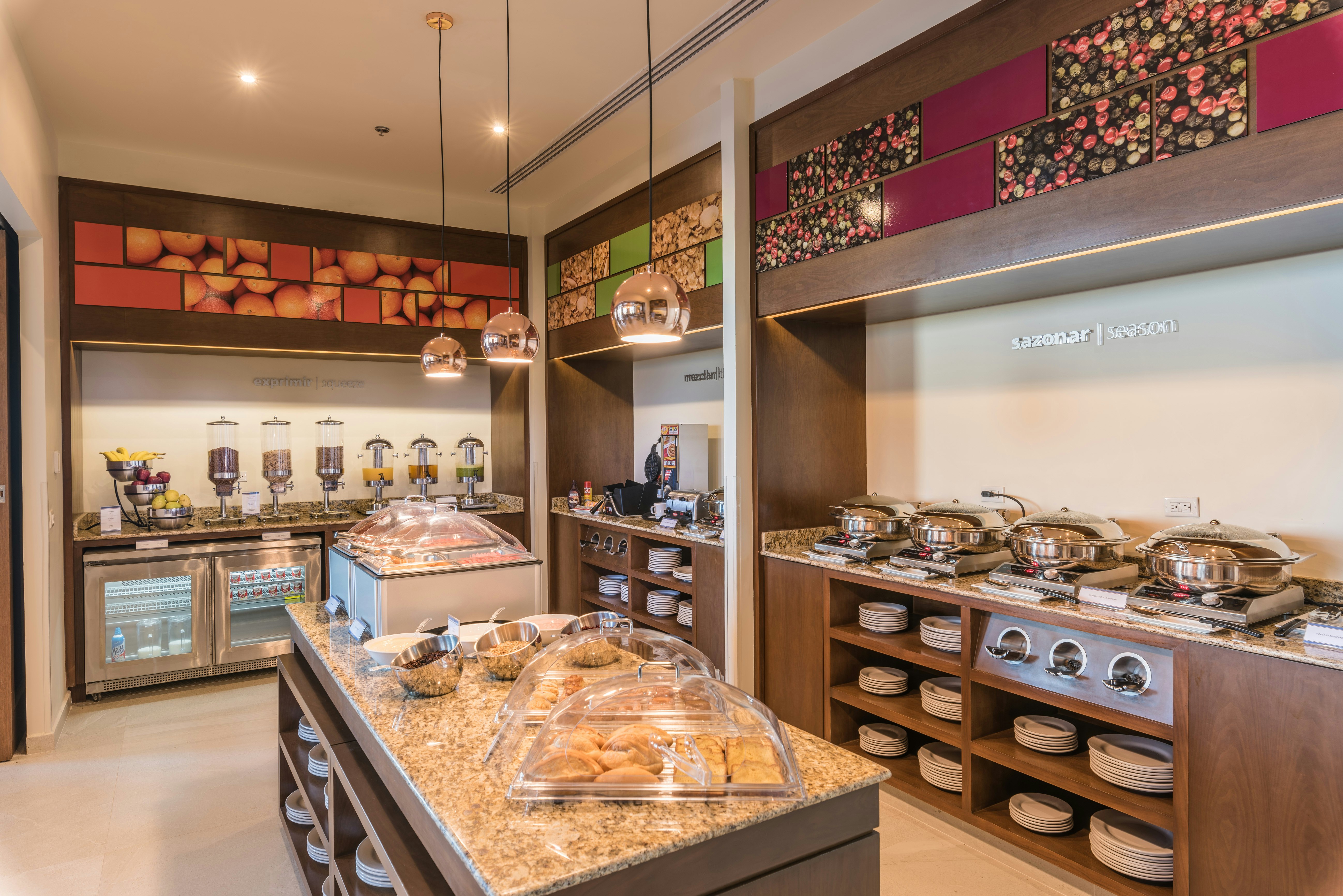 Hampton Inn Suites By Hilton Salamanca Bajio 45/59