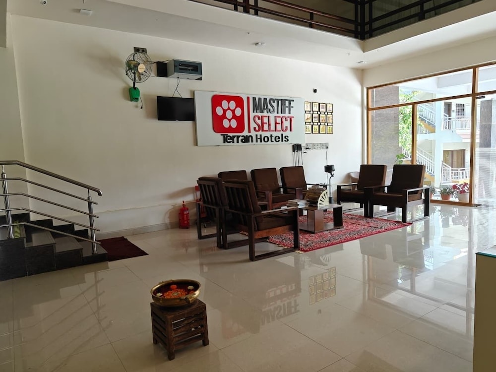 Mastiff Select Terrain, Dandeli 34/55