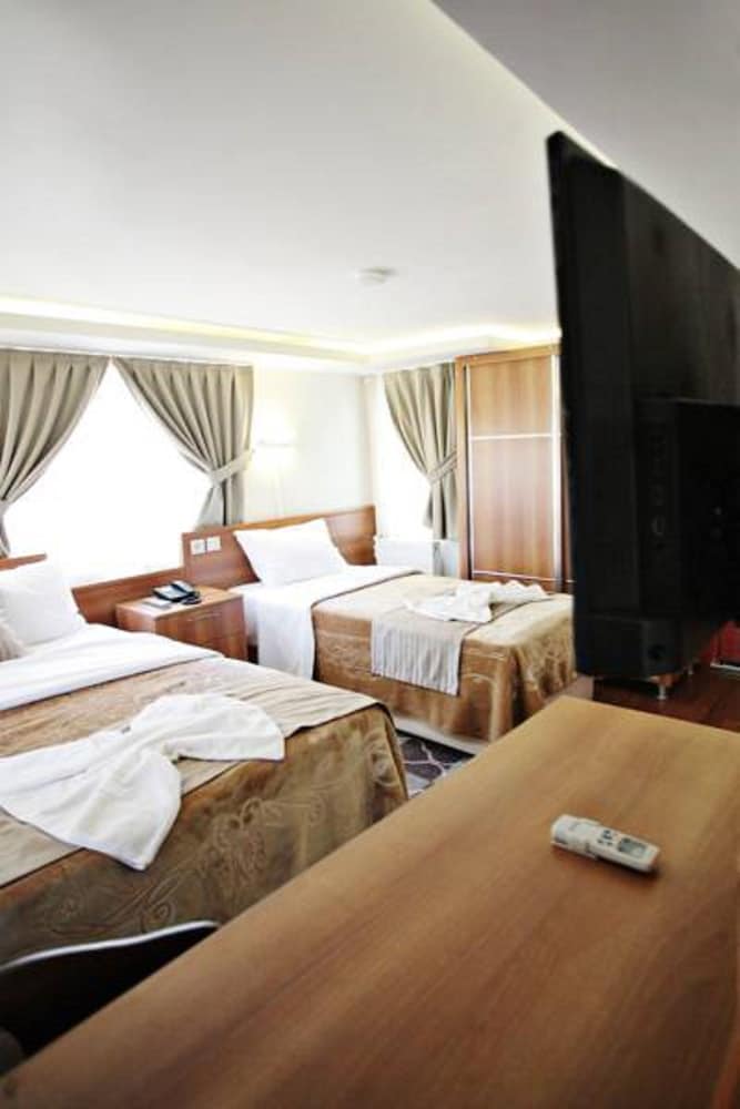 Taksim Palace Hotel 49/60