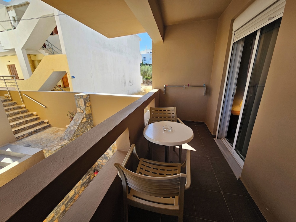 Elounda Sunrise Apartments and Studios 50/50