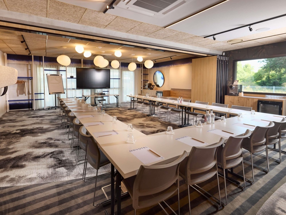 Novotel Valence Sud 39/48