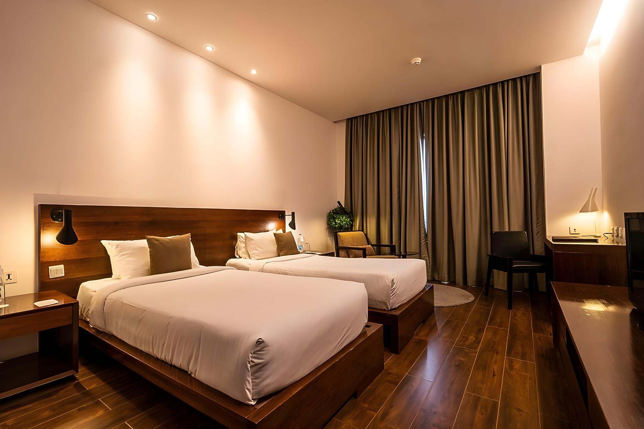 Executive, Twin Beds