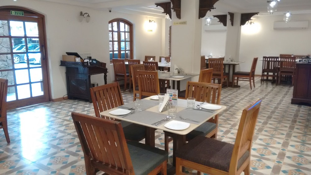 Welcomheritage Mani Mansion 18/39