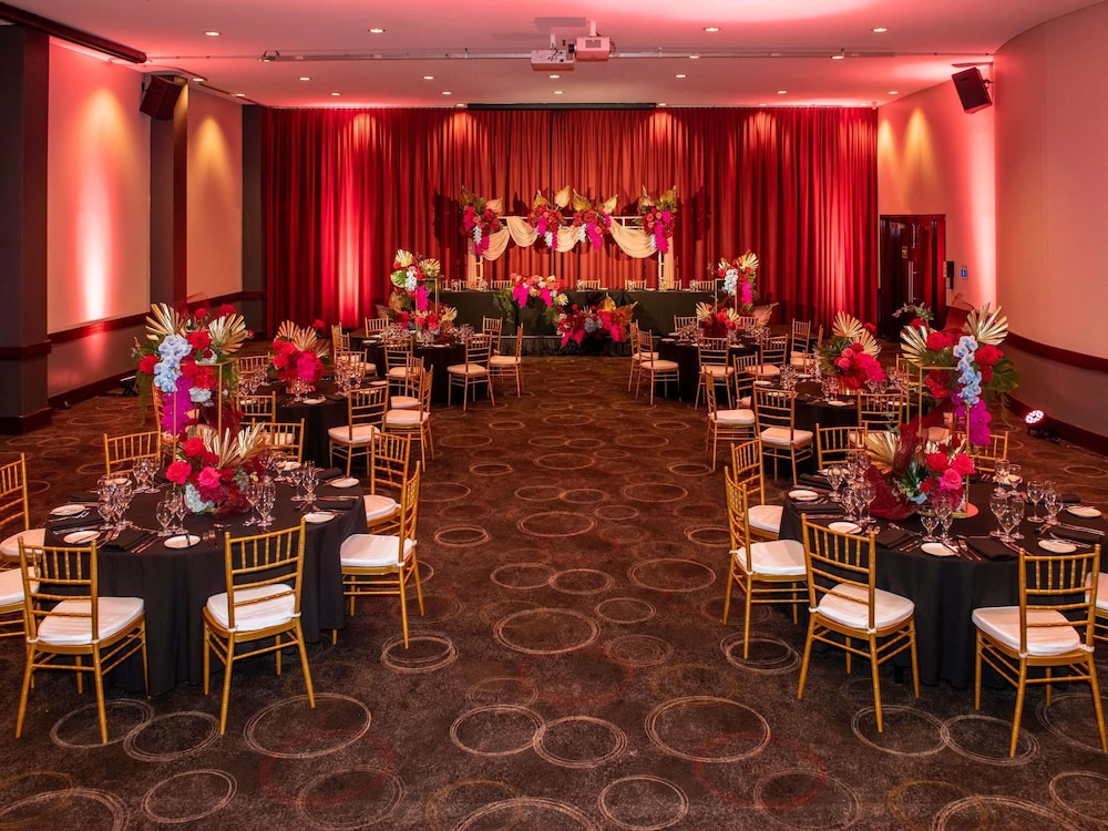 Novotel Perth Langley 65/68