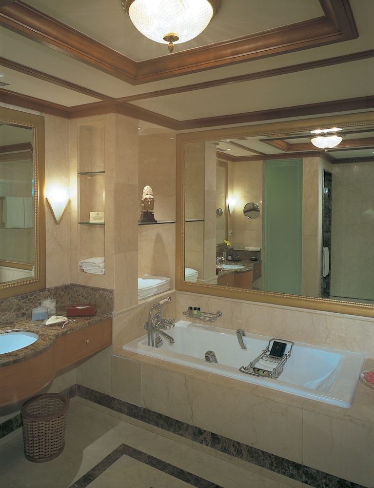 Wildflower Hall, An Oberoi Resort, Shimla 12/63