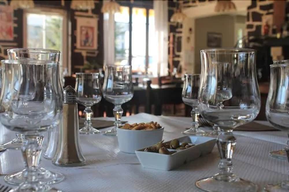 Hôtel Restaurant Maison Blanche 39/58