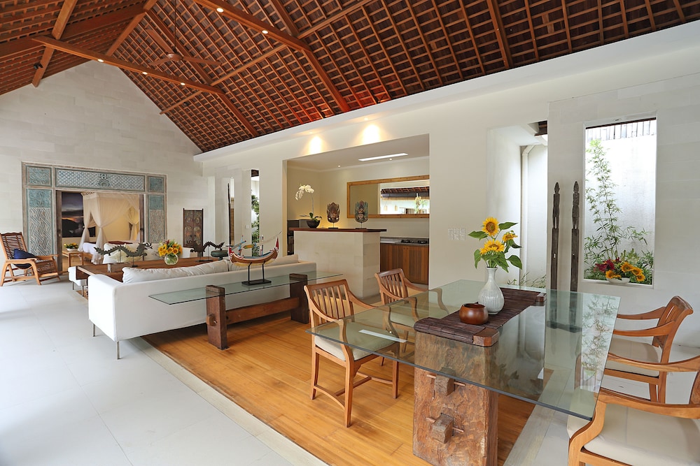Villa Bali Asri Batubelig 33/50