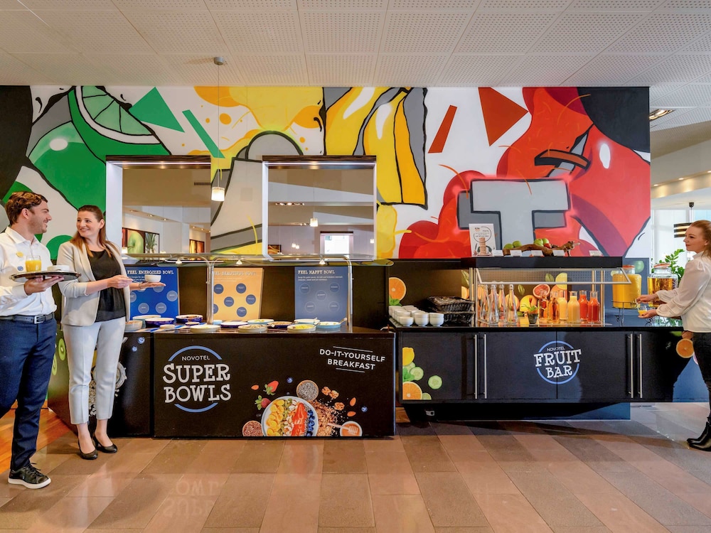 Novotel Zurich Airport Messe Hotel 56/64