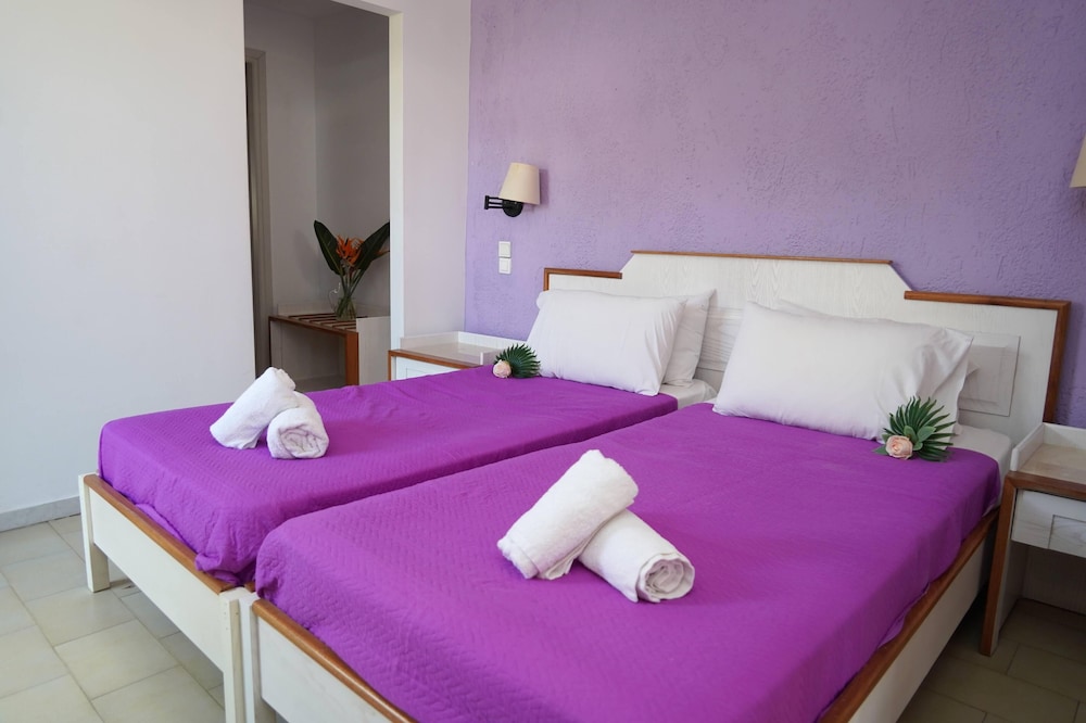 Primavera Beach Hotel 13/35