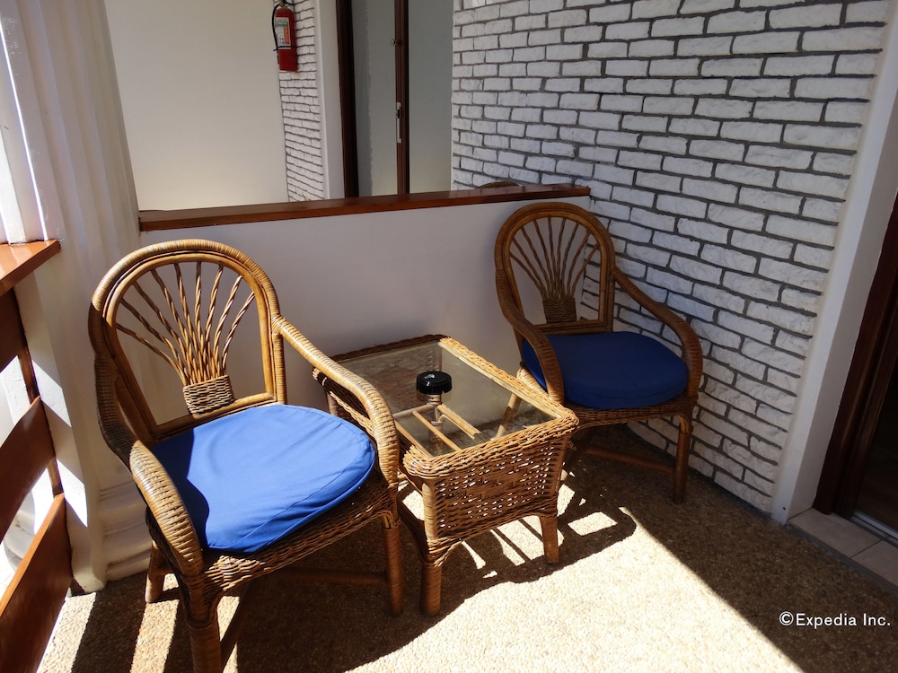 Harmony Hotel 44/57