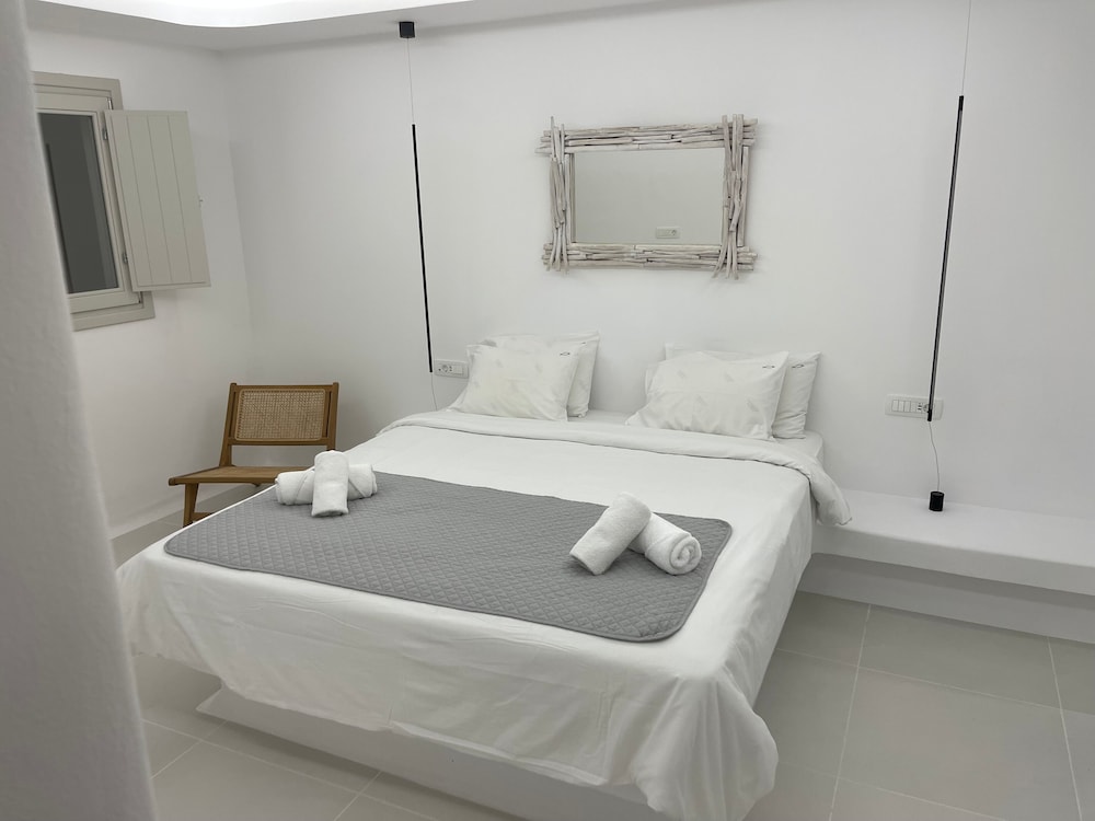 family suite, partial sea view
