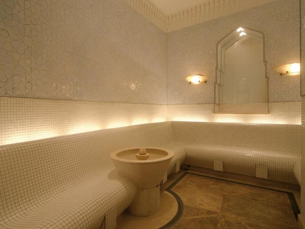 فندق موڤنبيك الخُبر(Movenpick Hotel Al Khobar) 35/80