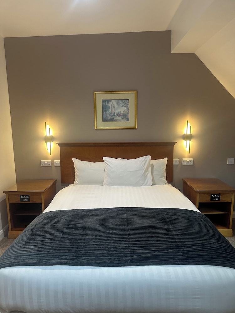 DeSalis Hotel London Stansted 4/20