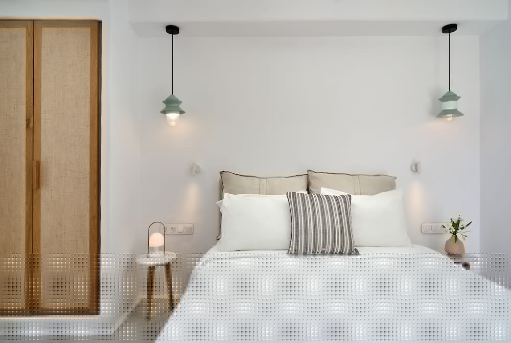 Adorno Beach Hotel and Suites 30/76