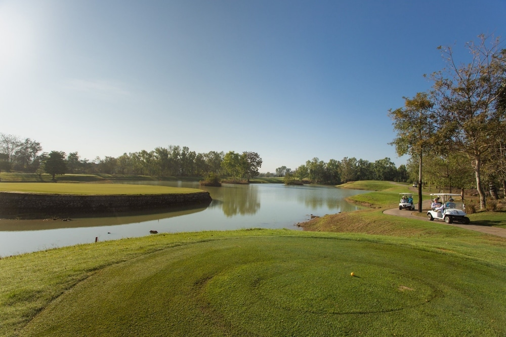 Gassan Lake City Golf & Resort