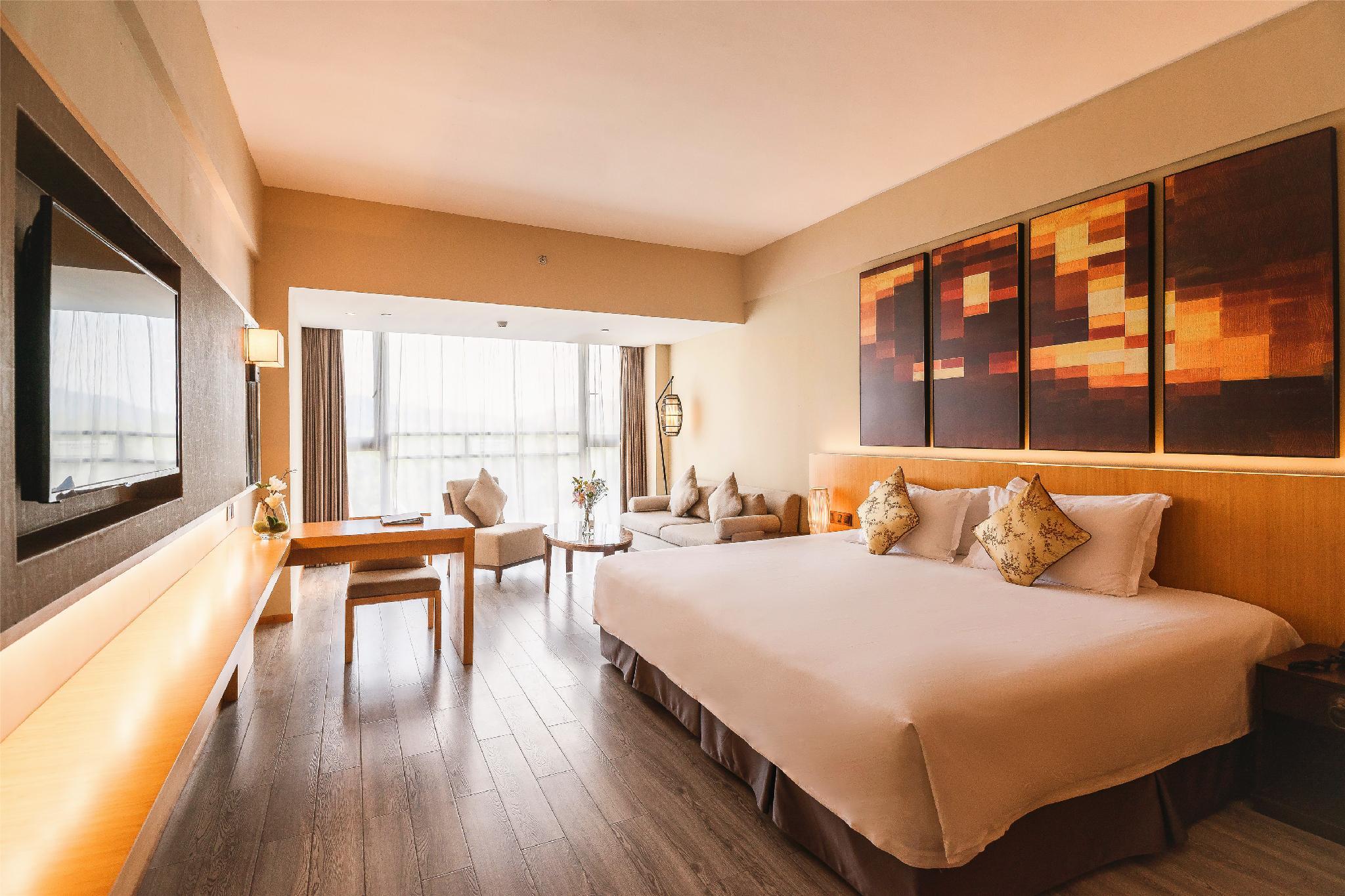 Premier, King Bed, Queen Bed, Garden View
